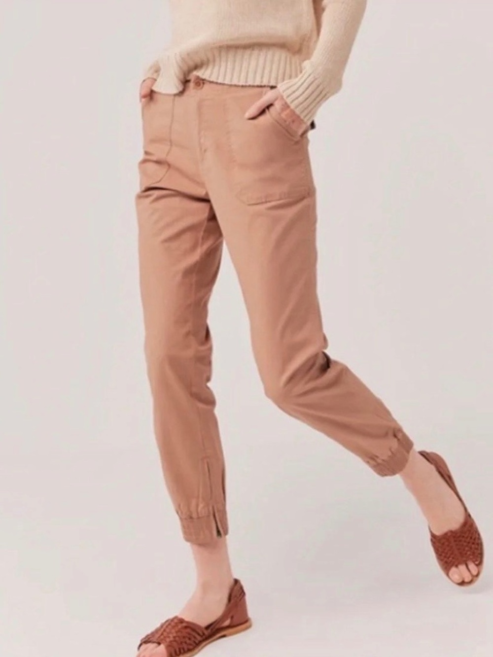 Pact Women's Clay Woven Twill Utility Jogger